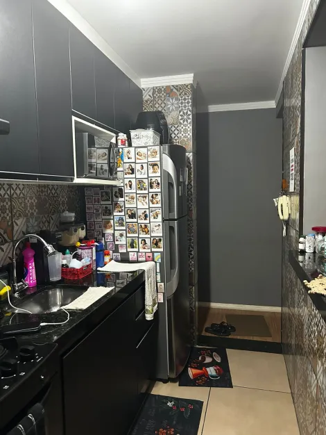 Comprar Apartamentos / Padr&atilde;o em Suzano R$ 210.000,00 - Foto 15