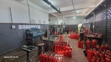 Alugar Comerciais / Pr&eacute;dio Comercial em Suzano R$ 15.000,00 - Foto 24