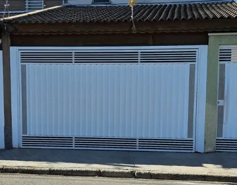 Alugar Casas / Sobrado em Mogi das Cruzes R$ 3.700,00 - Foto 1