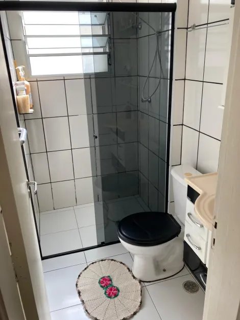 Comprar Apartamentos / Padr&atilde;o em Suzano R$ 270.000,00 - Foto 38