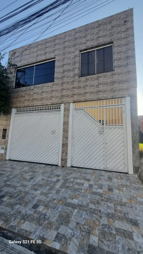 Alugar Casas / Sobrado em Suzano R$ 2.500,00 - Foto 1