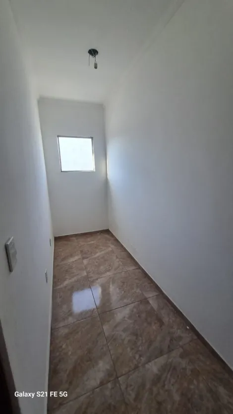Alugar Casas / Sobrado em Suzano R$ 2.500,00 - Foto 8