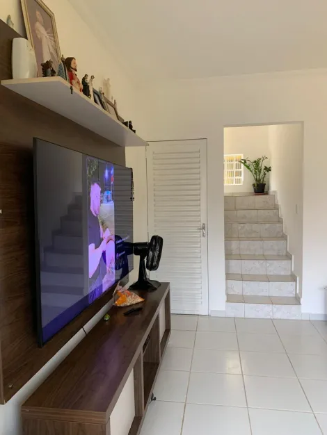 Comprar Casas / Sobrado em Suzano R$ 600.000,00 - Foto 6