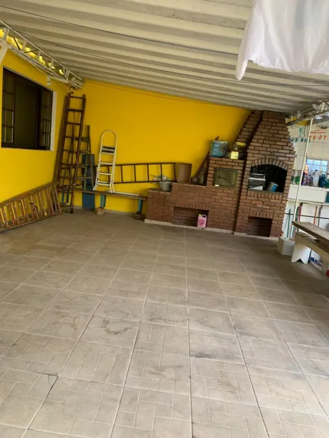 Comprar Casas / Sobrado em Suzano R$ 600.000,00 - Foto 2