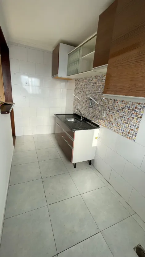 Alugar Apartamentos / Padr&atilde;o em Suzano R$ 850,00 - Foto 2