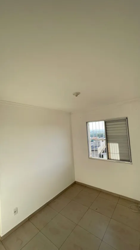 Alugar Apartamentos / Padr&atilde;o em Suzano R$ 850,00 - Foto 12