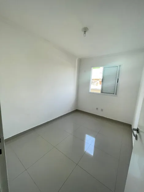 Comprar Apartamentos / Padr&atilde;o em Suzano R$ 280.000,00 - Foto 4