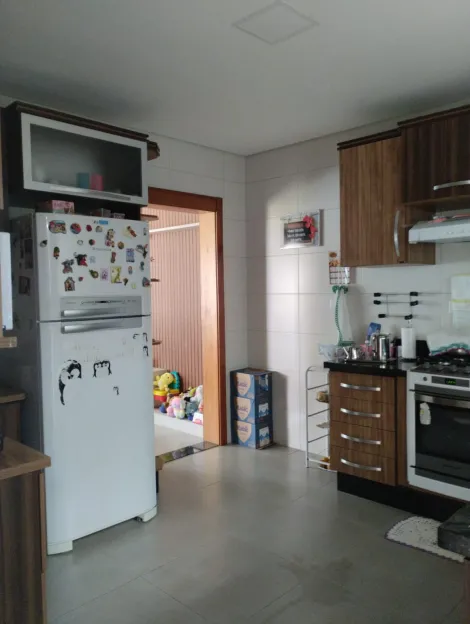 Alugar Casas / Condom&iacute;nio em Suzano R$ 4.605,00 - Foto 9