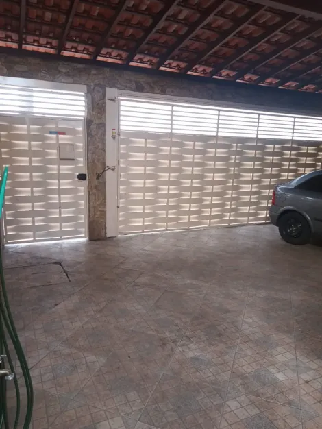 Comprar Casas / Sobrado em Suzano R$ 550.000,00 - Foto 4