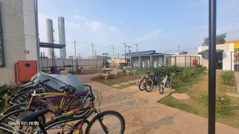 Alugar Apartamentos / Padr&atilde;o em Suzano R$ 1.300,00 - Foto 14