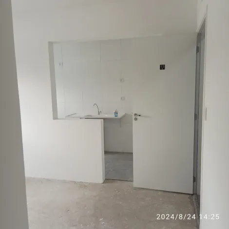 Comprar Apartamentos / Padr&atilde;o em Suzano R$ 200.000,00 - Foto 17