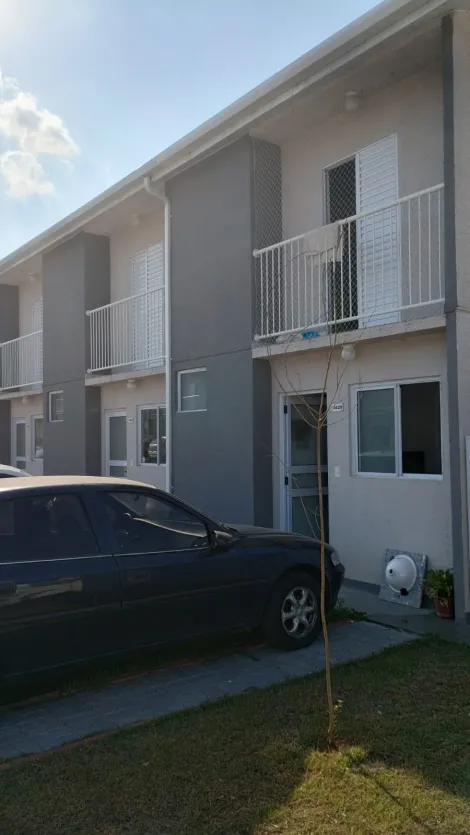 Alugar Casas / Condom&iacute;nio em Suzano R$ 2.000,00 - Foto 2