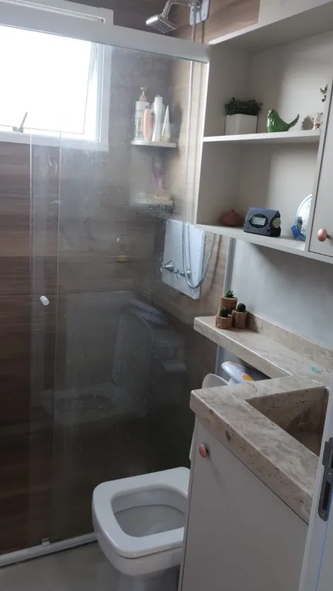 Alugar Casas / Condom&iacute;nio em Suzano R$ 2.000,00 - Foto 15