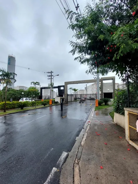 Comprar Apartamentos / Padr&atilde;o em Suzano R$ 230.000,00 - Foto 1