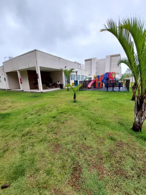 Comprar Apartamentos / Padr&atilde;o em Suzano R$ 230.000,00 - Foto 13