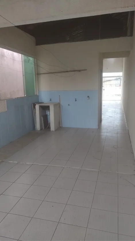 Comprar Casas / Sobrado em Itaquaquecetuba R$ 350.000,00 - Foto 12