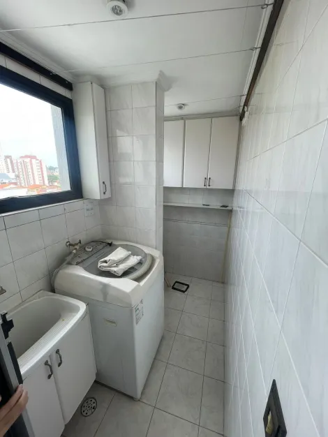 Alugar Apartamentos / Padr&atilde;o em Suzano R$ 3.900,00 - Foto 10