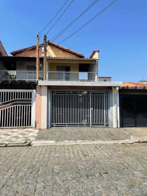 Comprar Casas / Sobrado em Suzano R$ 490.000,00 - Foto 1