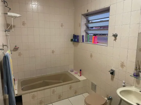 Comprar Casas / Sobrado em Suzano R$ 490.000,00 - Foto 15