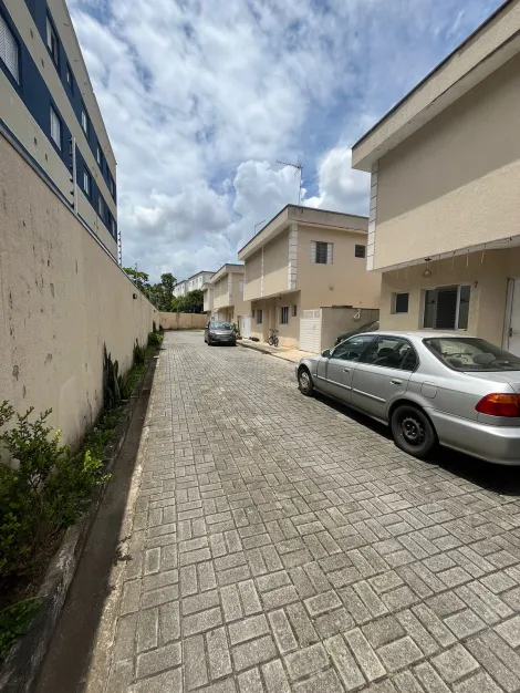 Comprar Casas / Condom&iacute;nio em Suzano R$ 371.000,00 - Foto 3