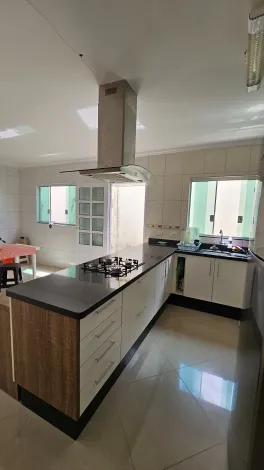 Comprar Casas / Sobrado em Suzano R$ 583.000,00 - Foto 5