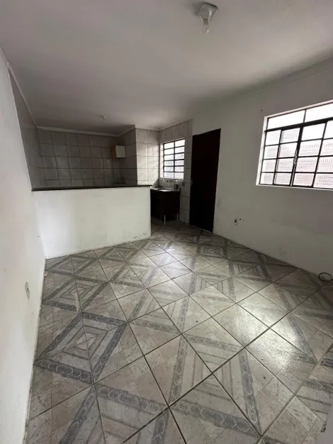 Alugar Casas / Térrea em Suzano R$ 900,00 - Foto 2