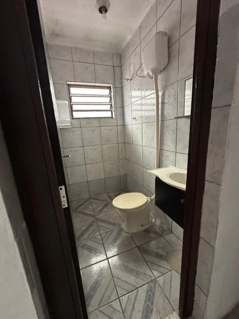 Alugar Casas / Térrea em Suzano R$ 900,00 - Foto 3