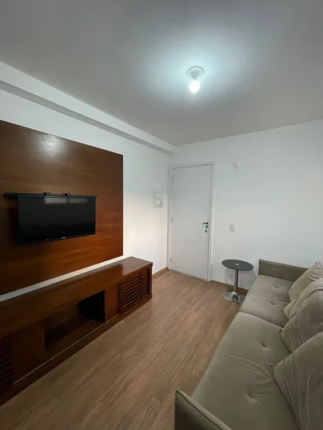 Alugar Apartamentos / Padrão em Mogi das Cruzes R$ 2.000,00 - Foto 1