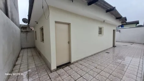 Alugar Casas / T&eacute;rrea em Suzano R$ 1.600,00 - Foto 6