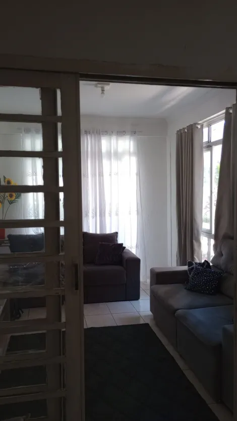 Comprar Casas / Sobrado em Suzano R$ 420.000,00 - Foto 1