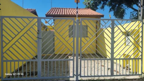Alugar Casas / T&eacute;rrea em Suzano R$ 1.600,00 - Foto 1