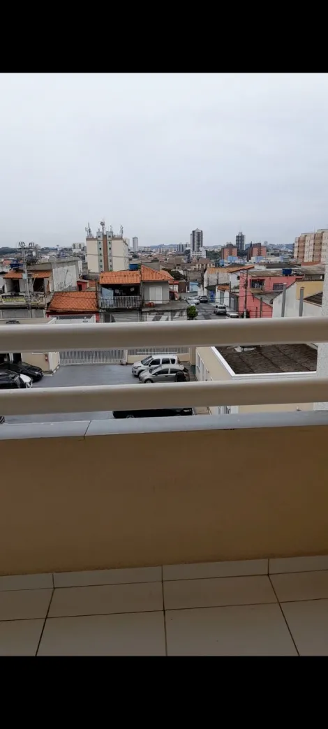 Alugar Apartamentos / Padr&atilde;o em Suzano R$ 1.300,00 - Foto 3
