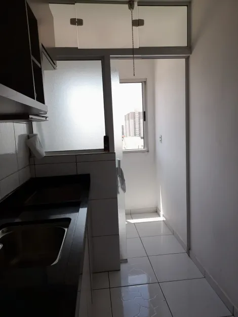 Alugar Apartamentos / Padr&atilde;o em Suzano R$ 1.300,00 - Foto 10