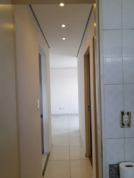 Alugar Apartamentos / Padr&atilde;o em Suzano R$ 1.300,00 - Foto 11
