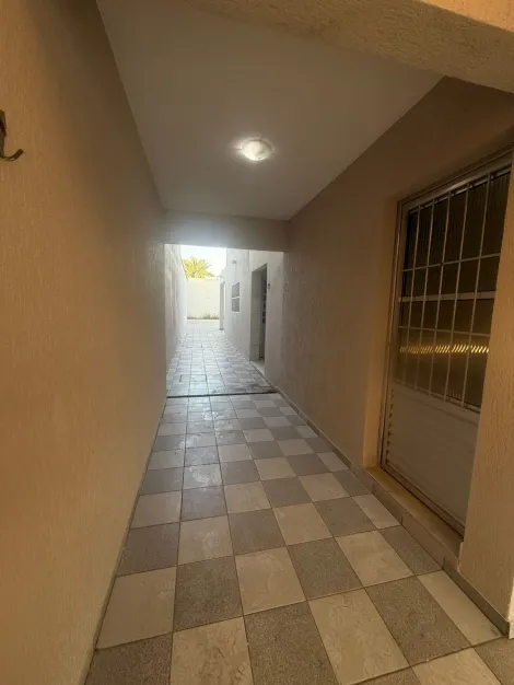 Comprar Casas / Sobrado em Suzano R$ 650.000,00 - Foto 3