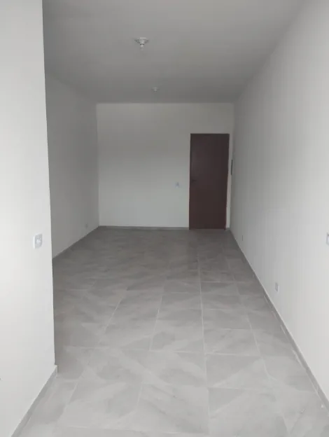Alugar Apartamentos / Kitchnet em Suzano R$ 950,00 - Foto 2