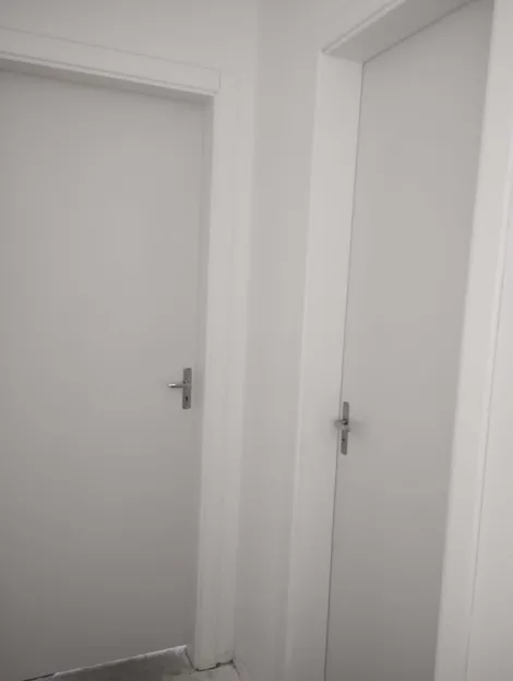 Comprar Apartamentos / Padr&atilde;o em Suzano R$ 230.000,00 - Foto 7