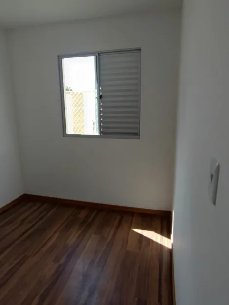 Comprar Apartamentos / Padr&atilde;o em Suzano R$ 210.000,00 - Foto 17