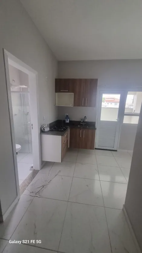 Alugar Apartamentos / Kitchnet em Suzano. apenas R$ 1.500,00