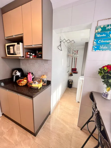 Comprar Apartamentos / Padr&atilde;o em Suzano R$ 440.000,00 - Foto 2
