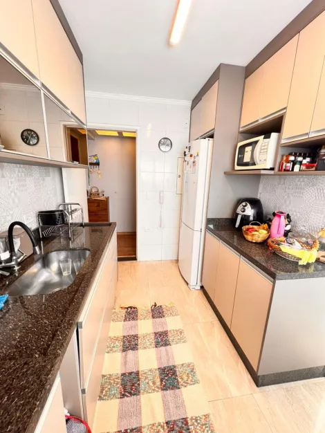Comprar Apartamentos / Padr&atilde;o em Suzano R$ 440.000,00 - Foto 9