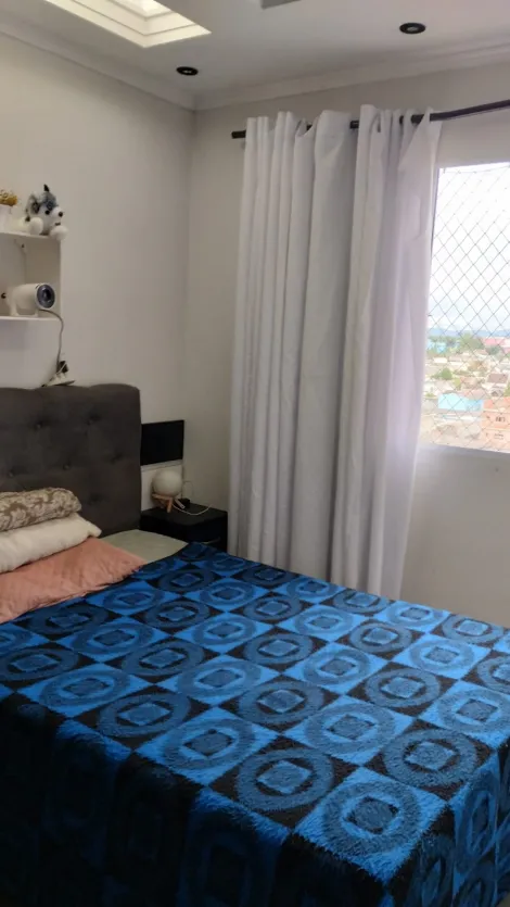 Comprar Apartamentos / Padr&atilde;o em Suzano R$ 330.000,00 - Foto 2