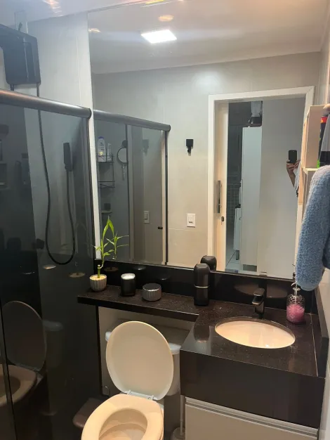 Alugar Apartamentos / Padr&atilde;o em Mogi das Cruzes R$ 1.700,00 - Foto 2