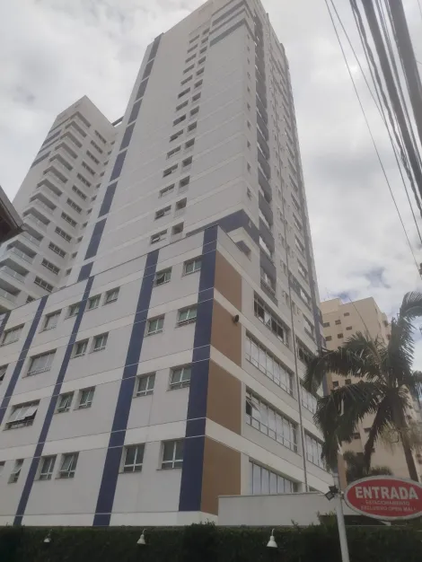 Alugar Apartamentos / Padr&atilde;o em Mogi das Cruzes R$ 2.700,00 - Foto 1