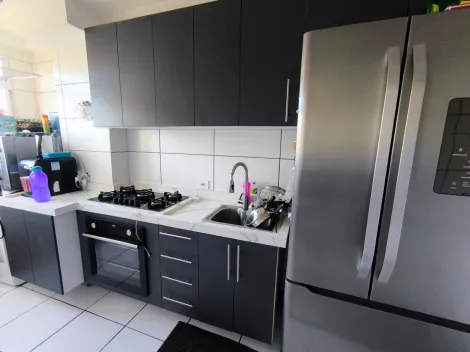 Comprar Apartamentos / Padr&atilde;o em Suzano R$ 230.000,00 - Foto 4