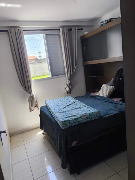 Comprar Apartamentos / Padr&atilde;o em Suzano R$ 230.000,00 - Foto 6