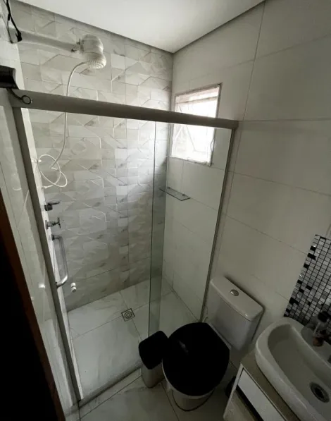 Alugar Apartamentos / Padr&atilde;o em Mogi das Cruzes R$ 2.000,00 - Foto 12