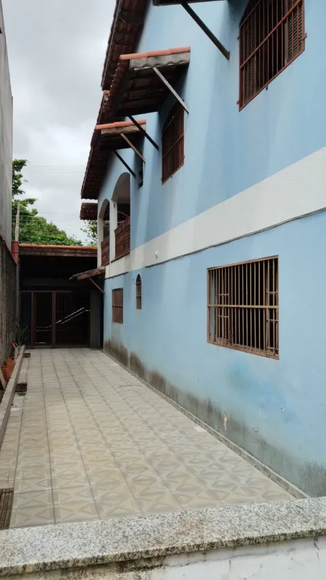 Alugar Casas / Sobrado em Suzano R$ 4.000,00 - Foto 1