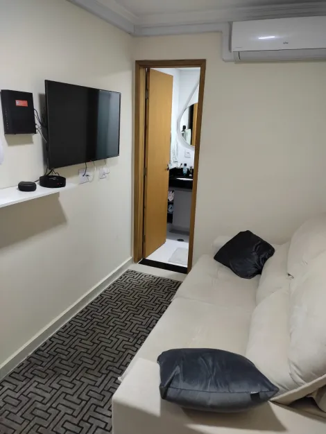 Alugar Apartamentos / Kitchnet em S&atilde;o Paulo R$ 2.700,00 - Foto 1