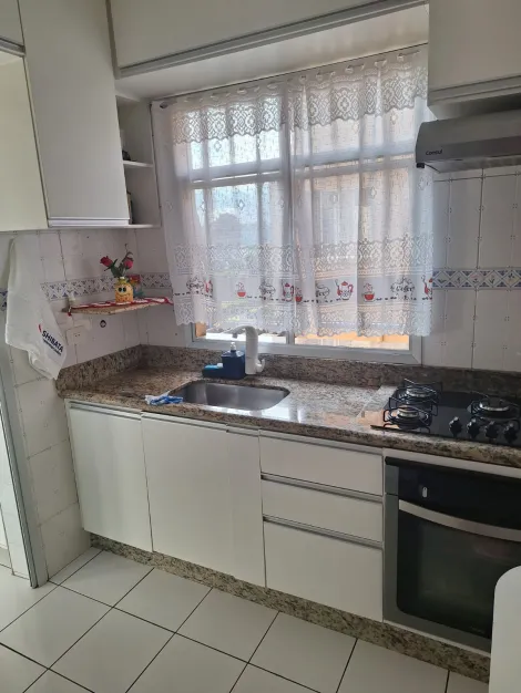 Comprar Apartamentos / Padr&atilde;o em Suzano R$ 260.000,00 - Foto 5